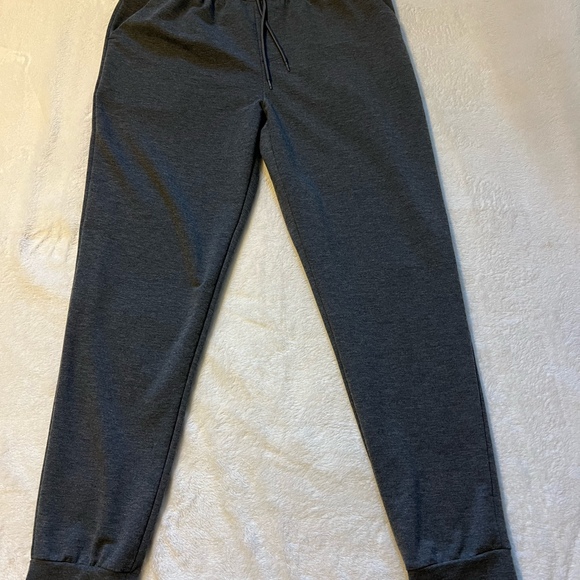 Mens Athletic Works Dark Gray jogging Pants size M 32-34 - Picture 1 of 8